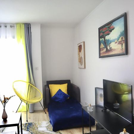 Cosy Sun-Mantes-La-Jolie Apartment Ngoại thất bức ảnh